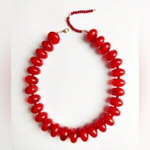 Elegant Red Beaded Necklace Q273